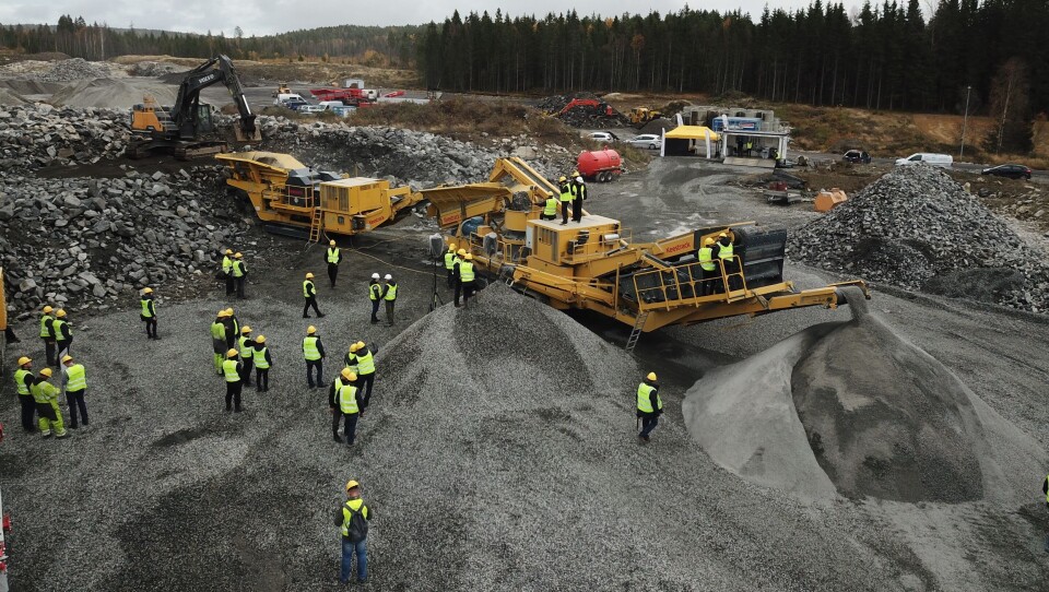 Fredheim Maskin i Spydeberg (Østfold) avholder årets åpne dager torsdag 17.-lørdag 19. oktober med blant annet å vise et stort antall knuse- og sikteverk. Bilder fra tidligere års arrangement.