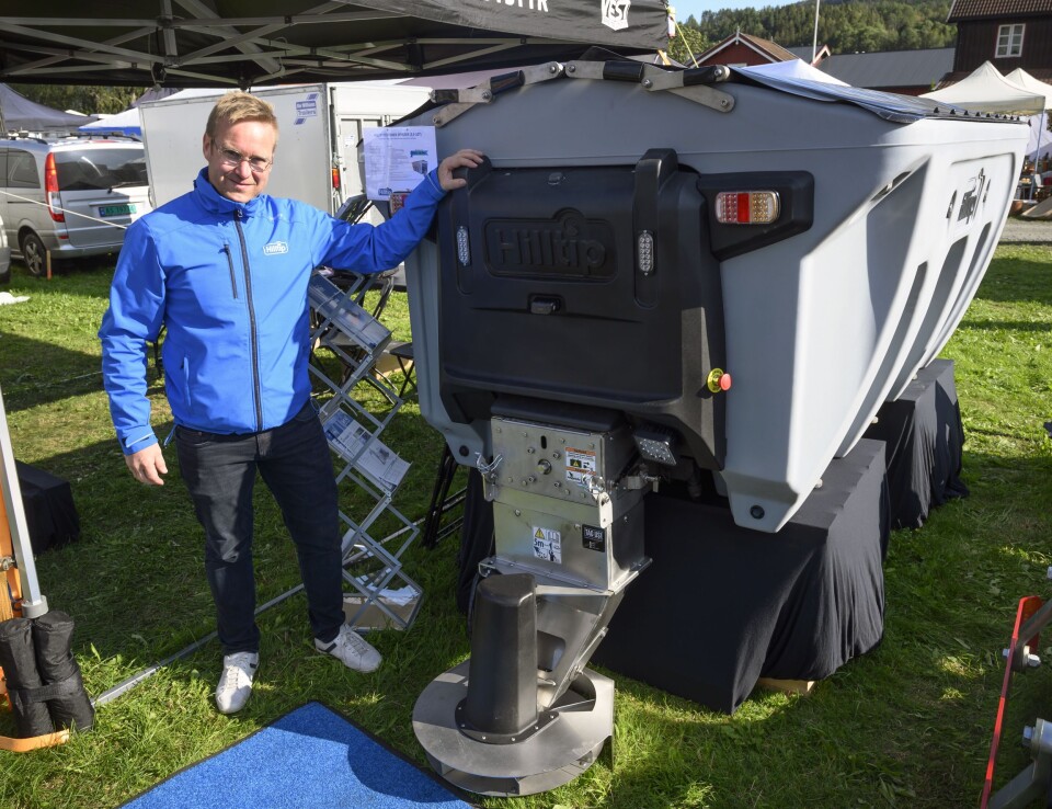 Sprederen IceStriker kan Frank Mäenpää tilby både i tilhengerversjon og opp til 2100 liter fast masse i tillegg til de mindre pickup-variantene.