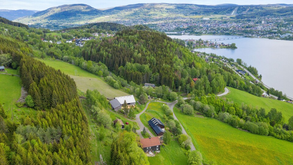 Nye Veier har kjøpt Øyre gård i Lillehammer.