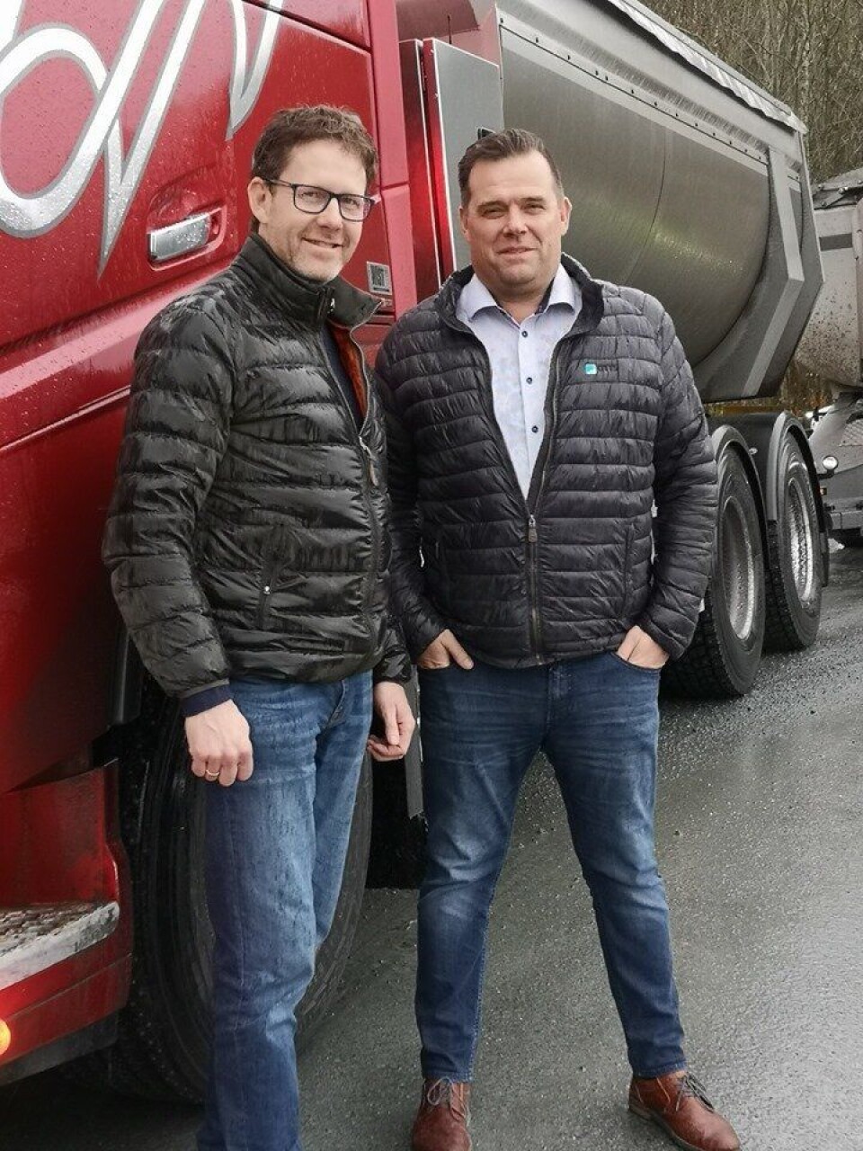 De stakk hodene sammen over en kopp kaffe, de gamle studiekameratene Frode Moen (t.v.) og Geir Prytz Heen, og vips så var løsningen der.