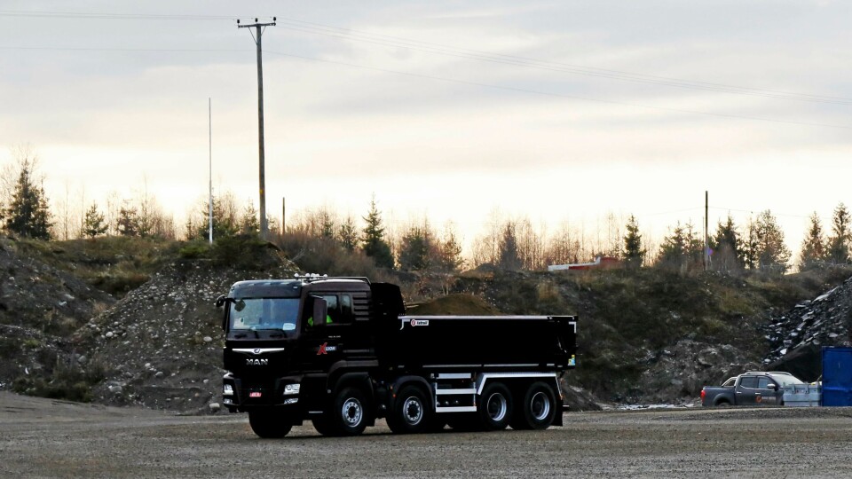 MAN: To MAN Hydrodrive tippbiler er også på plass. Her MAN TGS 35.500 HBL 8x6