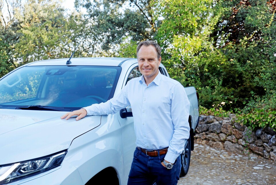 SKAL ØKE: Rune Gjerstad, adm. dir. i MMC Norge AS skal selge 600 L200 i første fulle salgsår. Det er en betydelig økning fra dagens beskjedne tall som var 126 registreringer ved utgangen av august.