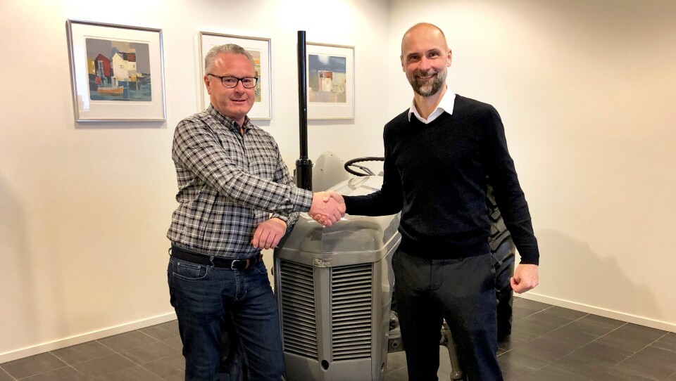 Bjørn Hansen, senterleder Eiksenteret Sarpsborg (t.v.) og Trond Kjempekjenn, administrerende direktør Eikmaskin.