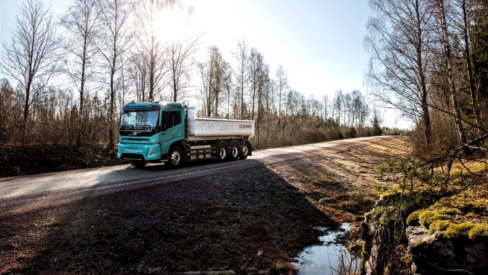 Utvalgte kunder i Europa får teste ut slike elektriske Volvo-tippbiler (konseptbiler) for regional transport.