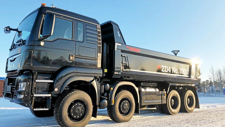 TRØNDER: Bilen som fikk Zetterbergs dumperkasse nummer 1000 av ZD4-serien, ble bestilt som lagerbil til MAN i Steinkjer. Foto: Zetterbergs.