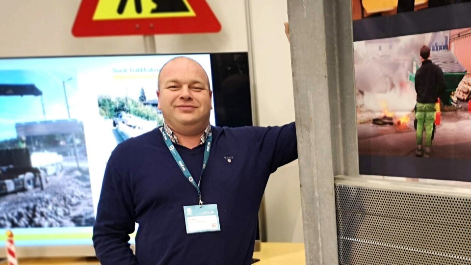 Kai Berg er styreleder for Bransjegruppe Arbeidsvarsling. Han ønsker velkommen til fagsamling med foredragsholdere fra blant annet Vegdirektoratet, Transportøkonomisk Institutt, Vegtilsynet, Nye Veier og Arbeidstilsynet. Bildet er fra Arctic Entrepreneur 2019 der Berg representerte Norsk Trafikksikring AS, der han er daglig leder.