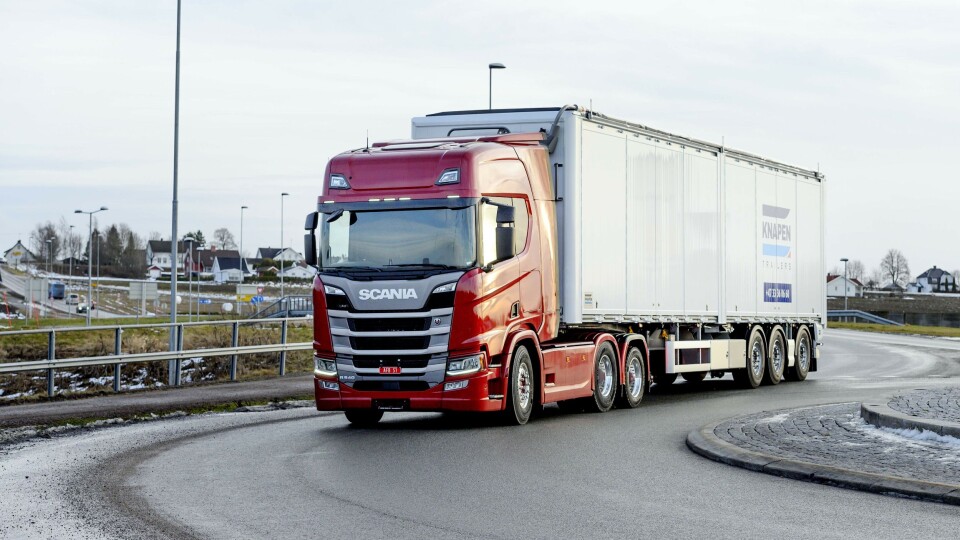 KNOCKOUT: Scania slo knockout på alle sine konkurrenter i 2019. 2398 nyregistrerte lastebiler har ingen merke hatt på ett år tidligere. KNOCKOUT: Scania slo knockout på alle sine konkurrenter i 2019. 2398 nyregistrerte lastebiler har ingen merke hatt på ett år tidligere.