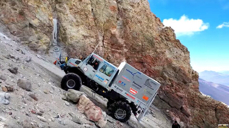 Unimog U5023