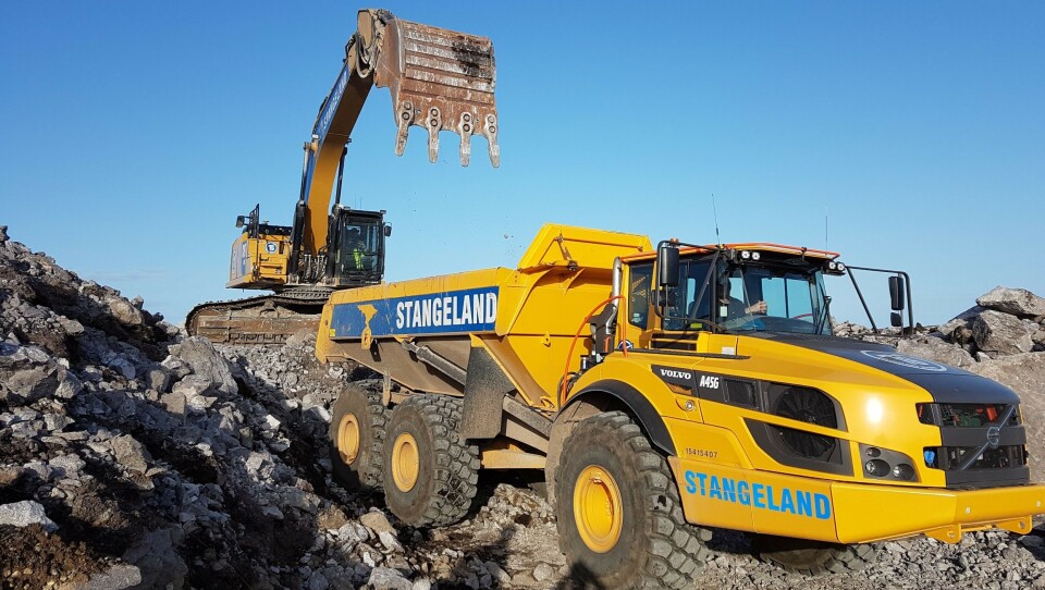 Stangeland Maskin skal bygge internveier for transport og montering, oppstillingsplasser, fundamenter, samt levere internt 33 kV kabelnett i vindparkene.