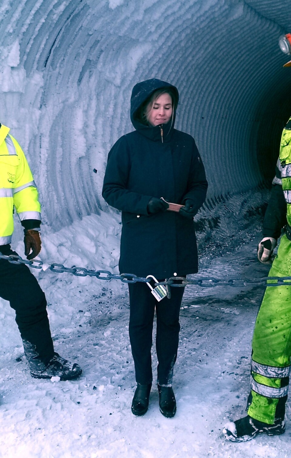 Svea Nord Gruve ble offisielt stengt av Statssekretær Lucie Katrine Sunde -Eiden, Nærings- og fiskeridepartementet. Svea Nord Gruve ble offisielt stengt av Statssekretær Lucie Katrine Sunde -Eiden, Nærings- og fiskeridepartementet.