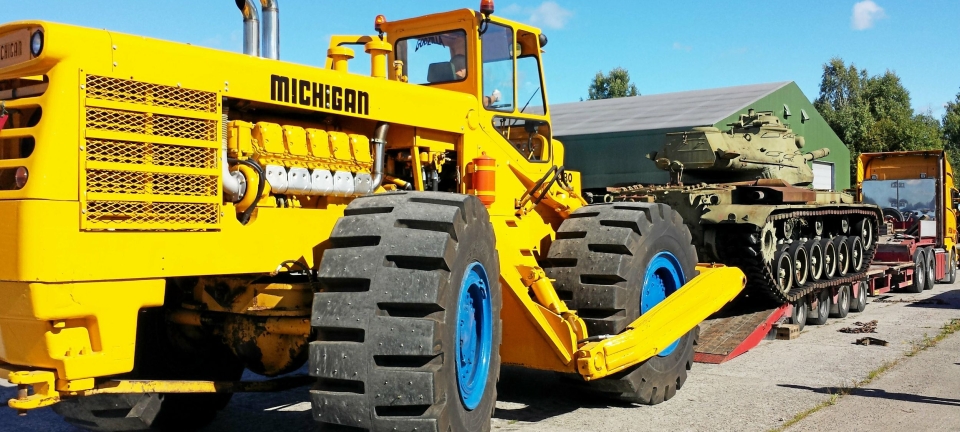 Godzilla har V10-motor fra stridsvogn