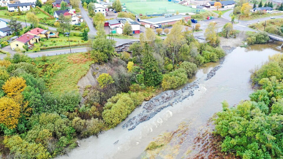 RASET: Oversiktsbilde fra Nittedal umiddelbart etter at raset gikk. RASET: Oversiktsbilde fra Nittedal umiddelbart etter at raset gikk.