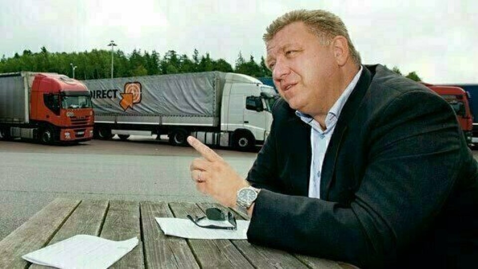 NLF-sjef Geir A. Mo oversendte også nye krav til Stortinget fredag.