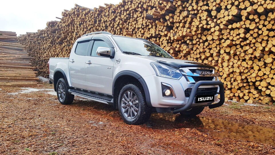 NY BIL: Isuzu sørger for at kundene kan få ny bil til gammel pris.