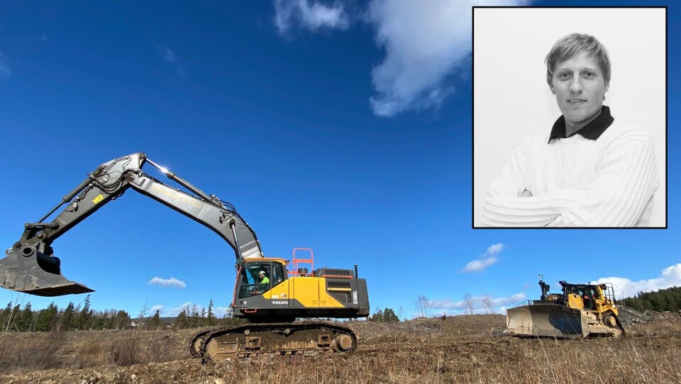 Både innen anlegg og innen transport «gønnes» det på om dagen, med god støtte fra regjering og det offentlige som legger til rette for aktivitet i en vanskelig tid. Bildet er fra anleggsstart i regi av Statens vegvesen og Skanska på ny E16 fra Olum til Åshøgda 19. mars. Redaktør Klaus Eriksen innfelt.