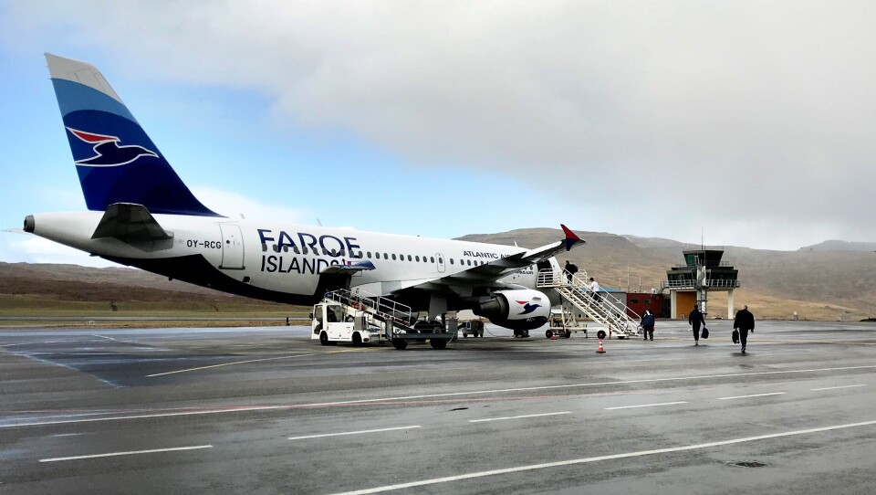 NCC sendte tirsdag 14. april tunnelmannskap med charteret fly til Færøyene. Bildet er fra da mannskap ble hentet fra Færøyene før påske.