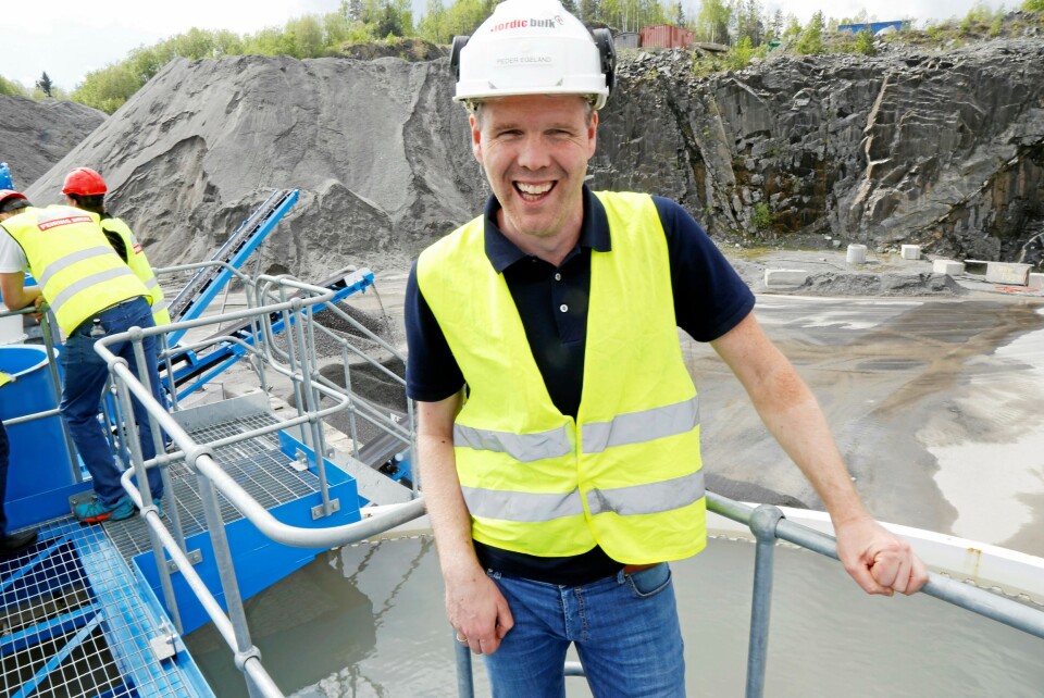 - Med en søkbar historikk på bestillinger, kan selv de små verkene uten egne systemer estimere når de vil trenge nytt, og får mindre behov for et stort lager, daglig leder Peder Egeland i Nordic Bulk AS.
