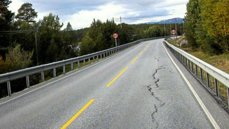 Utbedring av teleskader, setninger og partier med dårlig bæreevne er noen av tiltakene som skal gjøres på E6 og E136 i Gudbrandsdalen. Bildet er fra E136 Lesja.