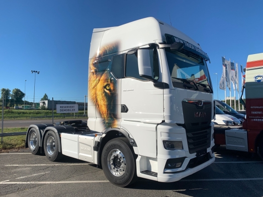 DEMOBILER: I midten av juli kom de fire første nye MAN New Truck Generation til Norge. Rett etter kom de første kundebilene.