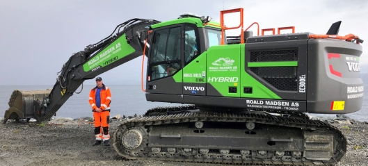 Første hybride Volvo-graver til Tromsø-entreprenør