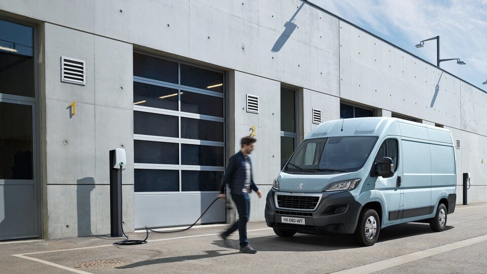 Den elektrifiserte versjonen av Peugeot Boxer vil ankomme Norge før jul.