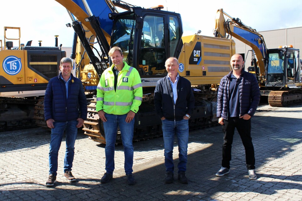 Dette blir ledelsen i Birkeland AS. Fra venstre: Toralf Sørhus (anleggsleder), Kai Peder Birkeland (daglig leder), Torleiv Halleland (markedssjef) og Helge Mundal (HMS-KS leder).