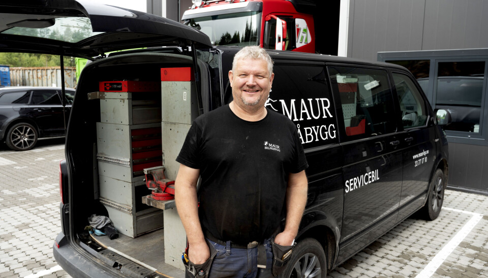 UT: Med ny servicebil som står klar med alt nødvendig utstyr kan Maur Bilpåbygg rykke ut og hjelpe kunder i en knipe.