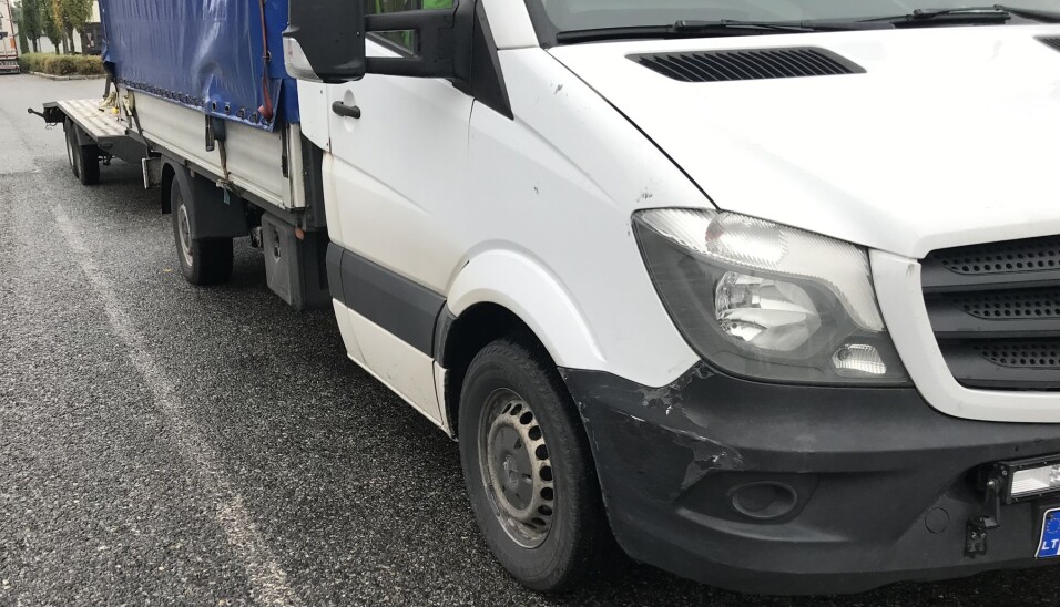 Sjåføren av denne litauiske varebilen fikk mye å forklare da den ble stoppet på E6 ved Jessheim (Viken).