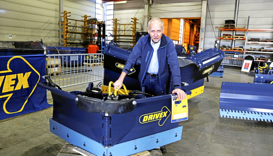 NYHETEN: Denne lille VB1700 vikeplogen var den store nyheten Per-Emil Nilsson i Drivex Norge viste på sitt arrangement ved hovedkontoret i Oslo.