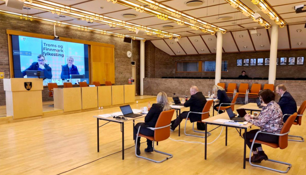 Bilde fra et tidligere fylkesting. I oktober avholdt fylkestinget i Troms og Finnmark møtet digitalt.