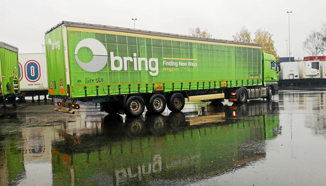 Bring Trucking, som eies av Posten Norge, har hovedkontor i Slovakia, men kjører mest i Vest-Europa og Norden. Her en østeuropeisk Bring-bil på Alnabru.