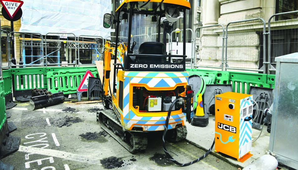 JCB «powerpack» leveres med 23 kWt eller 46 kWt lagringskapasitet.