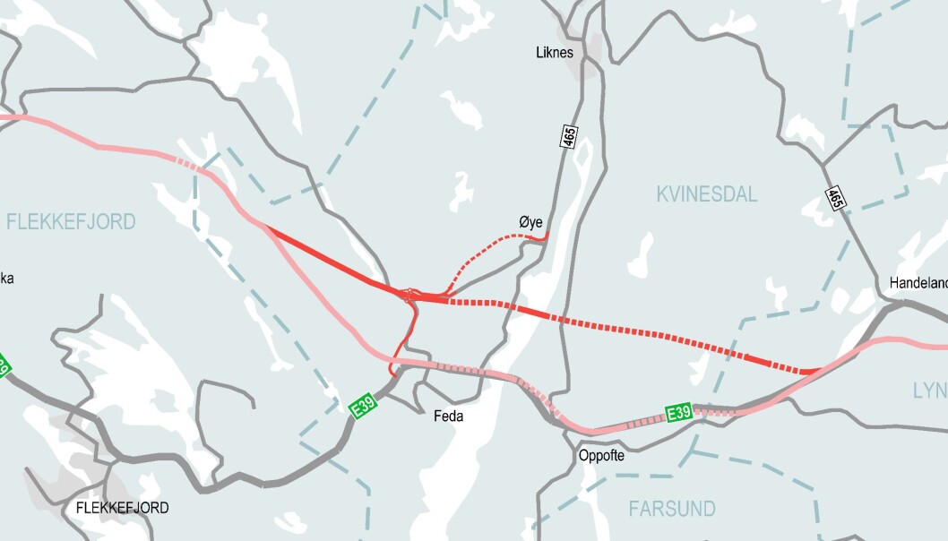 Kartet viser utsnitt av E39 fra Lyngdal vest til Flekkefjord, hvor Nye Veier ønsker å vurdere ny trasé over Fedafjorden i Kvinesdal kommune. Kartet viser utsnitt av E39 fra Lyngdal vest til Flekkefjord, hvor Nye Veier ønsker å vurdere ny trasé over Fedafjorden i Kvinesdal kommune.