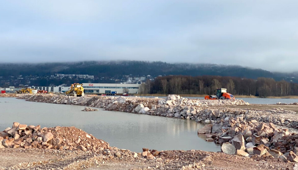 Eidos Eiendomsutvikling AS er i ferd med å opparbeide nytt landområde i Gilhusbukta, ved Drammen.