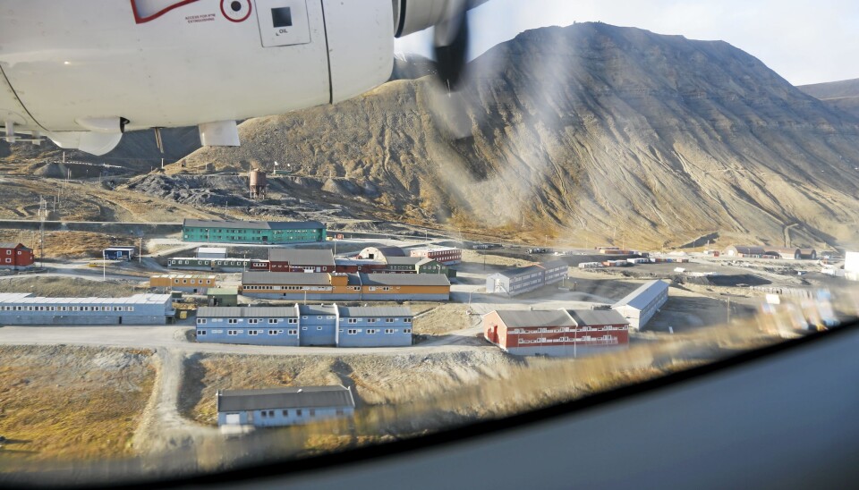 Flyfoto over Svea. Alle disse bygningene, og mer til, skal fjernes. Foto: Klaus Eriksen