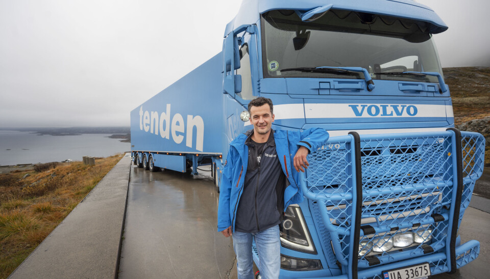 TEAM: - Jeg føler vi er et bra team, sier Pedro om seg selv og bilen.