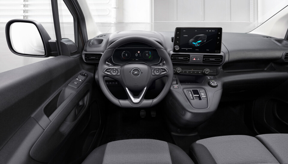 Interiøret i Opel Combo-e. Varebilen kan registreres for tre personer.