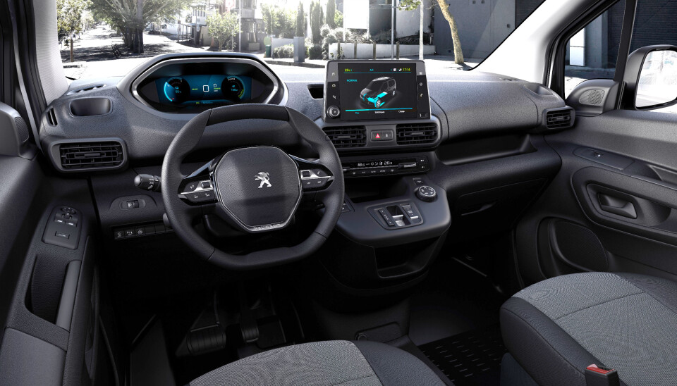 Interiøret i en av de nye e-Partnerene som er laget for to personer. De fås også som treseters varebiler.