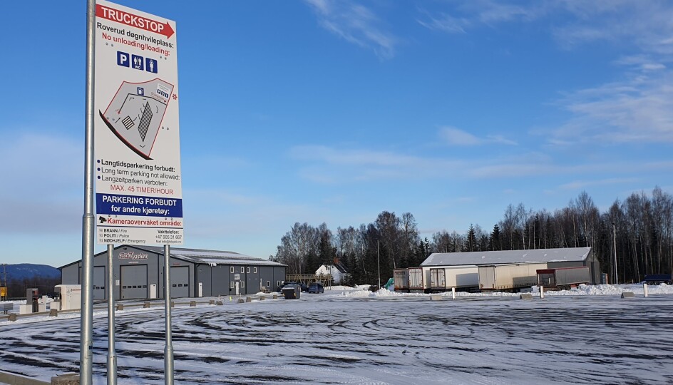 Døgnhvileplassen på Roverud nord for Kongsvinger er klar for å ta imot tungbilsjåførene. Plassen åpnet 1. februar.