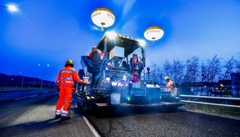 Asfaltering riksveier.