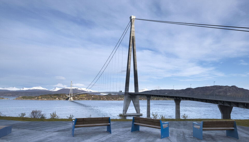 Hålogalandsbrua over Rombakken på E6 nord for Narvik, er Norges nest lengste hengebru med et spenn på 1145 meter. Bilde fra 9. oktober 2019.