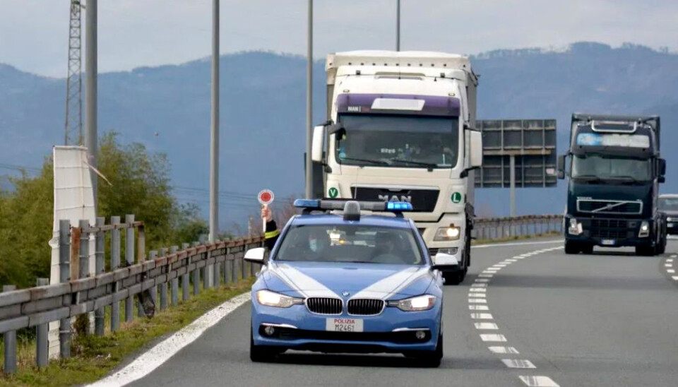 Lastebilsjåfør fikk over 12.000 kroner i bot - fordi han var 70 år