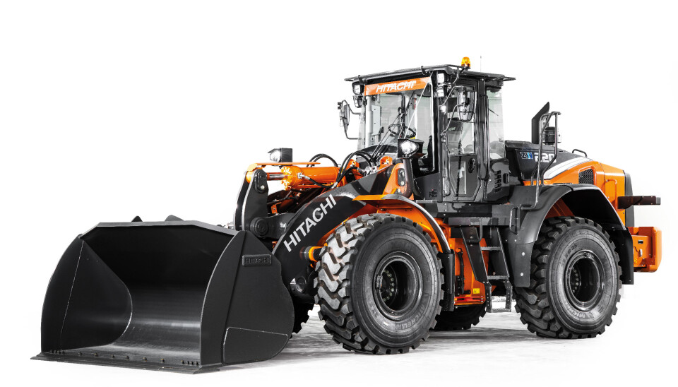 Hitachi ZW220-7 kommer til Norge i april.