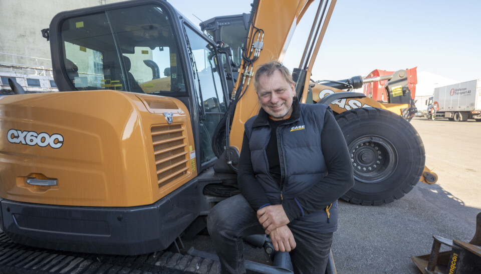 KLARE: Roar Kristensen er klar for å selge Case-anleggsmaskiner over hele Norge sør for Trondheim for Dagenborg & Kjærsgaard.