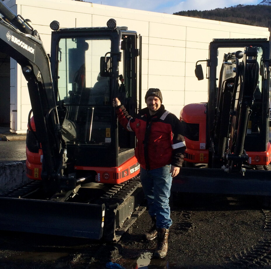 Frode Varholm Utleie AS med ny Eurocomach ES 35 ZT. Mars 2021
Foto: Privat