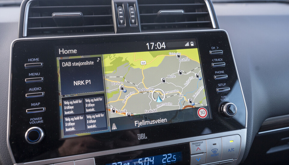 NYTT: Infotainment-systemet i nye Toyota Land Cruiser heter MM19 og er blitt betydelig raskere og støtter speiling av telefoner.