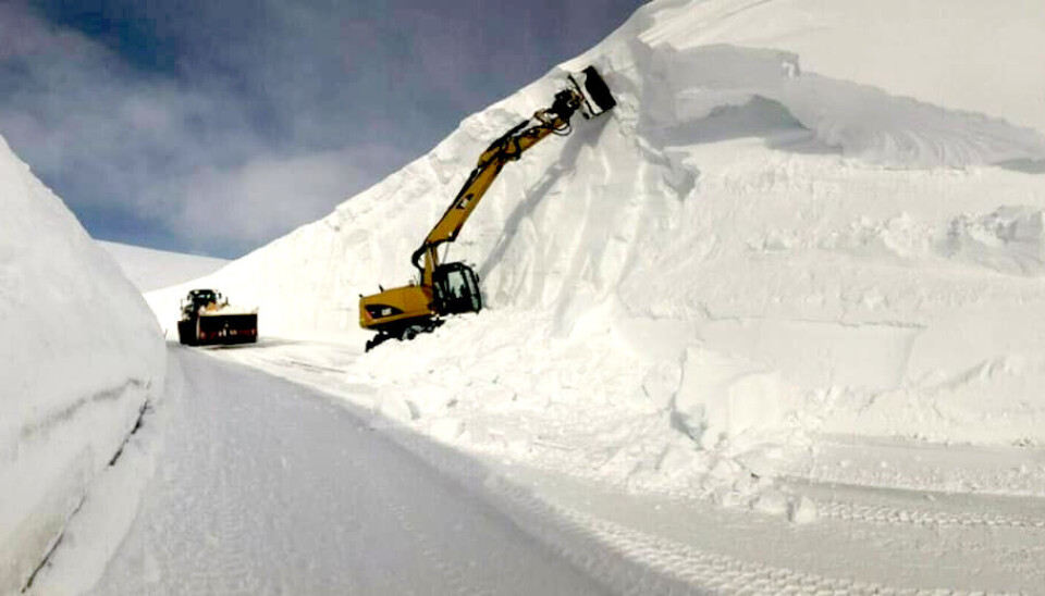 Veidriften i Vest-Finnmark er krevende. Her fra brøyting på E69 i Nordkapp.