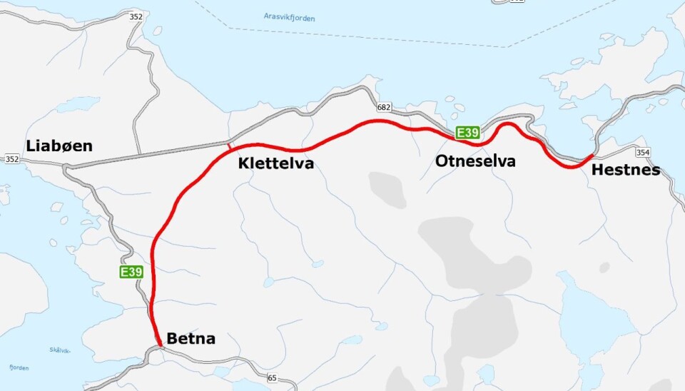 Ny E39 som skal bygges mellom Betna og Hestnes i Heim kommune (Trøndelag) markert med rødt.