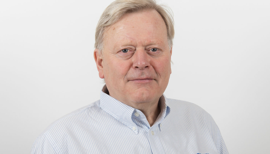 Administrerende direktør i Øveraasen AS, Thor Arve Øveraasen, er fornøyd med å ha sikret arbeidsplasser og fått bekreftet selskapets ledende posisjon i verden på avansert brøyteutstyr til flyplasser.