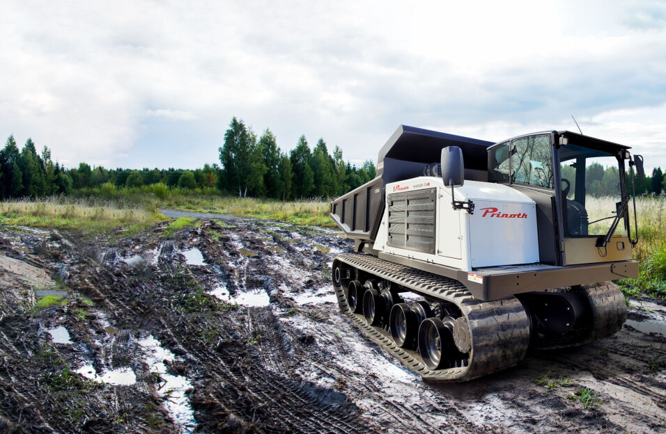 DEN NYE MODELLEN: Det er noen endringer på den nye modellen (på bildet). Blant annet er det bedre sikt ut til høyre fra førerplassen. Foto: Prinoth